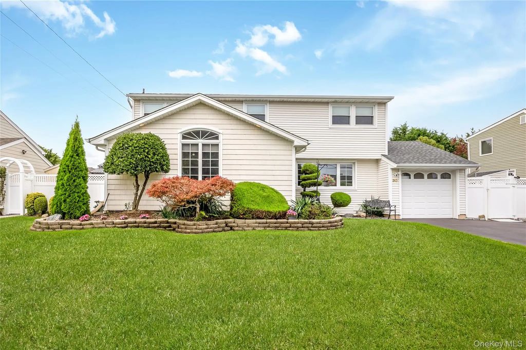 30 Swan Drive, Massapequa