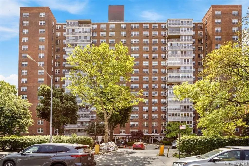 43-10 Kissena Boulevard # 2, Flushing