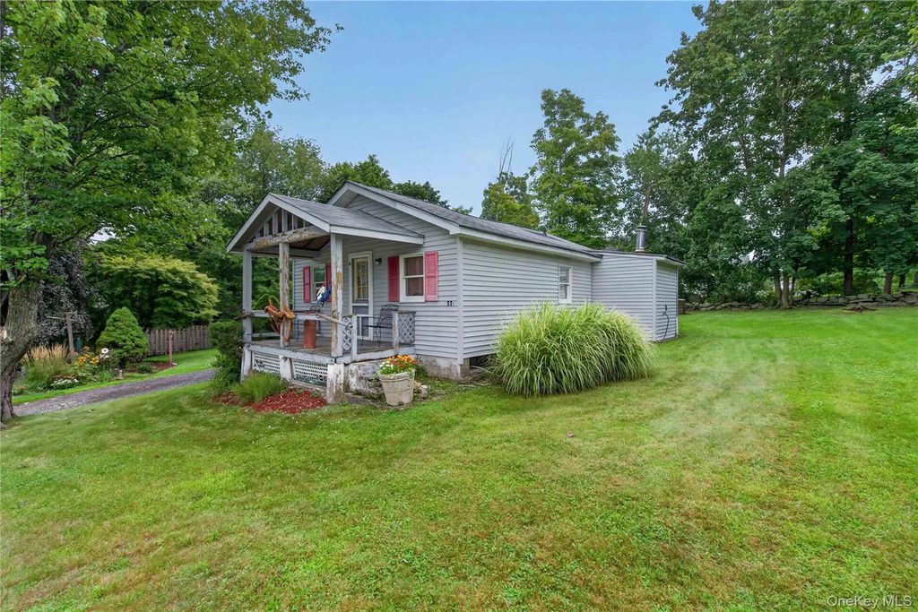 33 E Crossman Avenue, Monroe