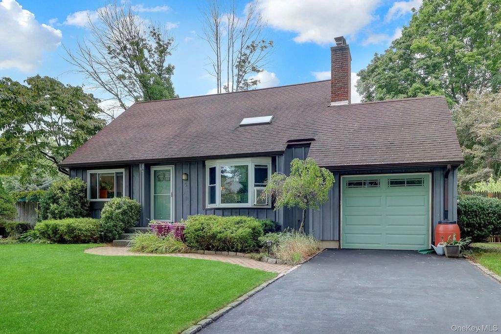 5 Madsen Lane, East Northport
