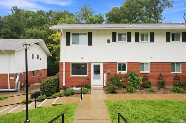321 Titusville Road # D15, Poughkeepsie