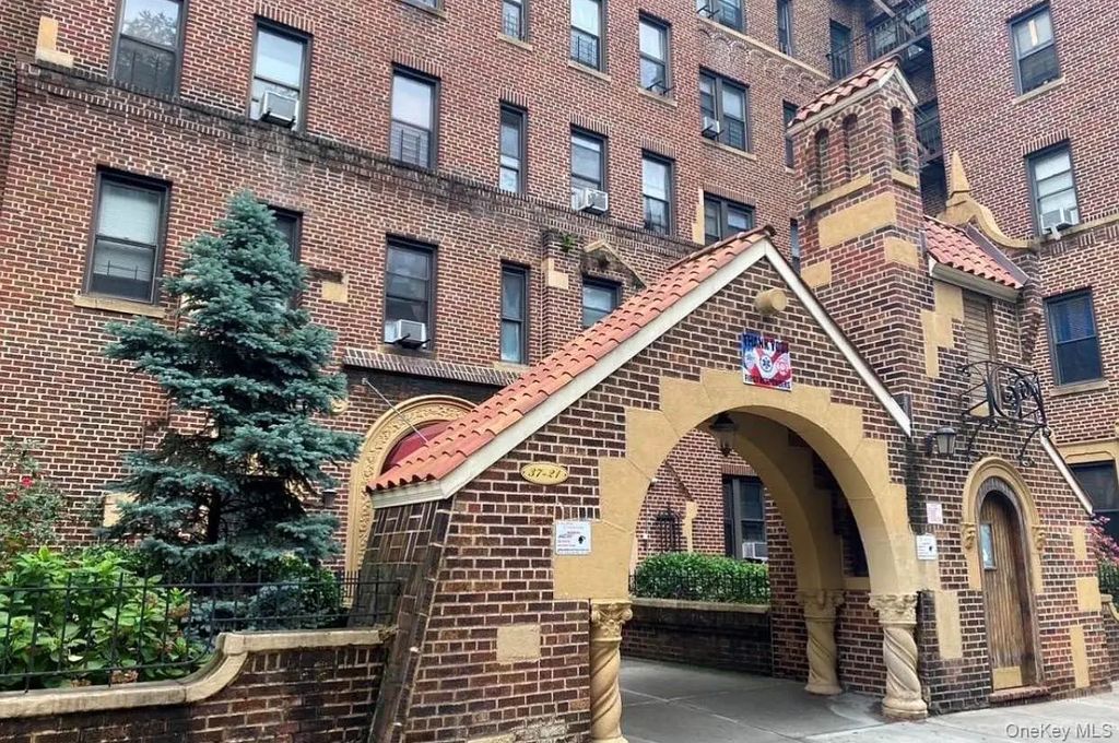 37-21 80th Street # 2i, Jackson Heights