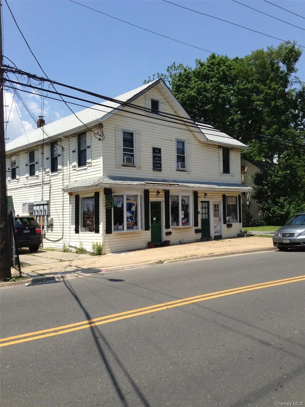 239 Glen Cove Avenue, Sea Cliff