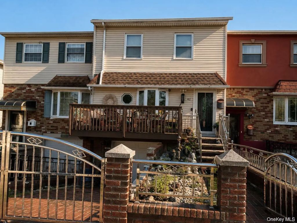 42 Birch Road, Staten Island