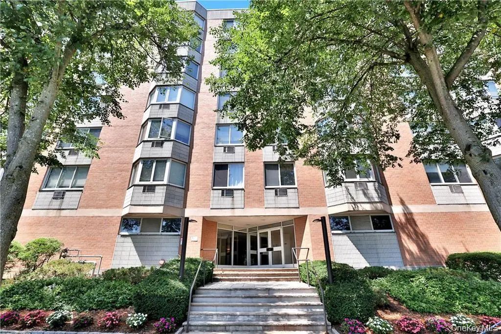 14 Nosband Avenue # 1a, White Plains