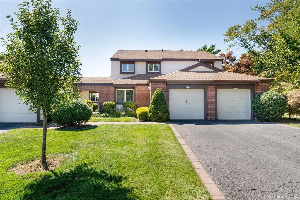 1102 Gotham Path, Saint James