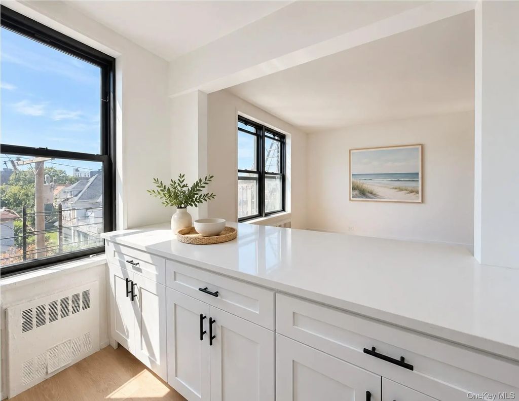 10-40 Neilson Street # 3n, Far Rockaway