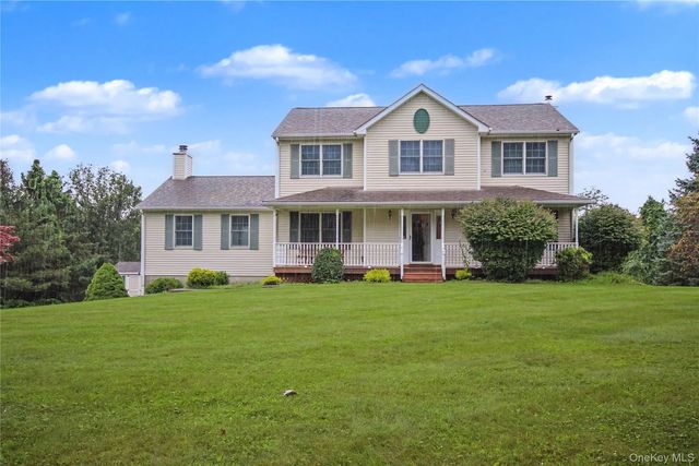 120 Mayfair Road, Poughquag