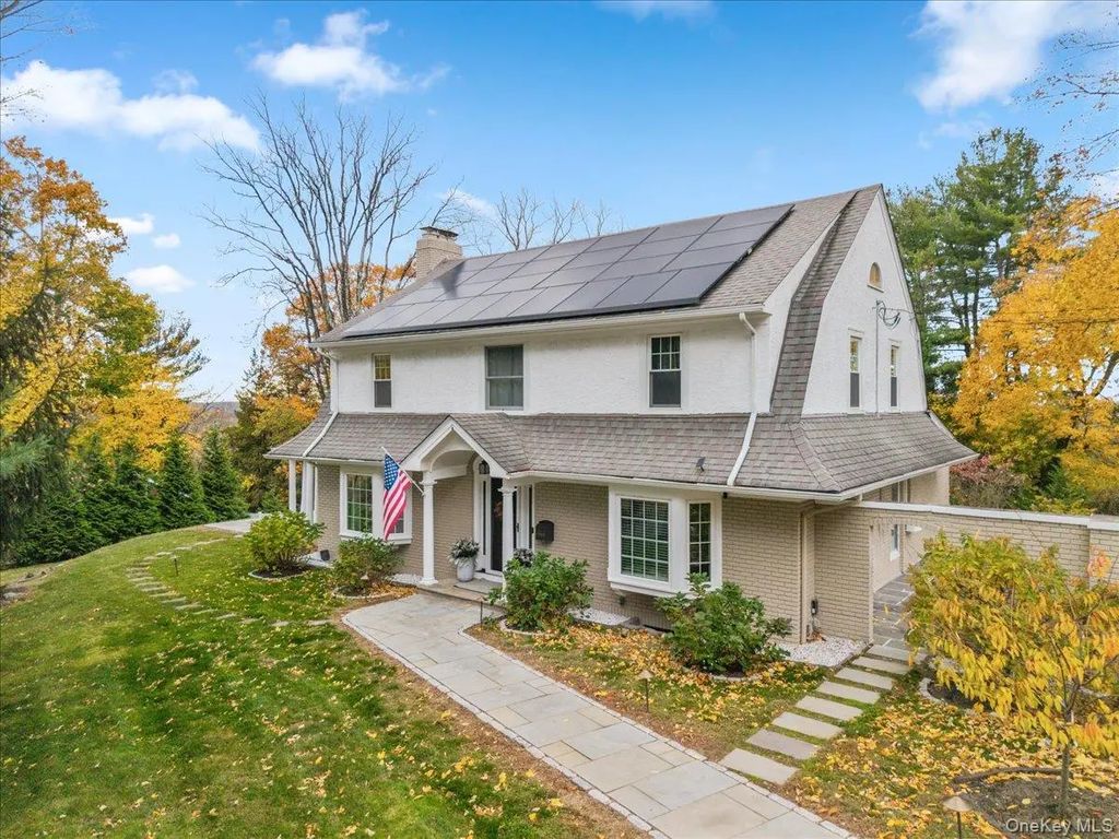 27 Ryder Road, Ossining