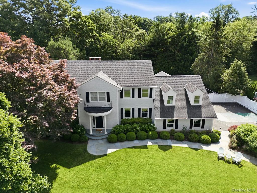 27 Pinehurst Drive, Purchase