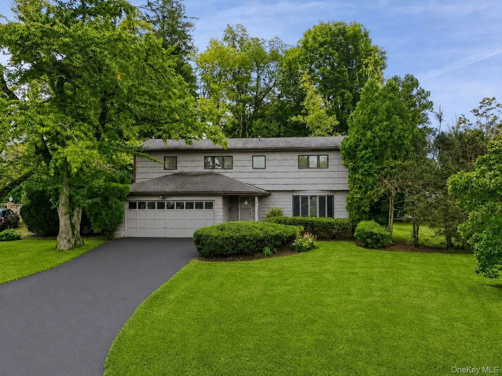 4 Greenhouse Circle, Rye Brook