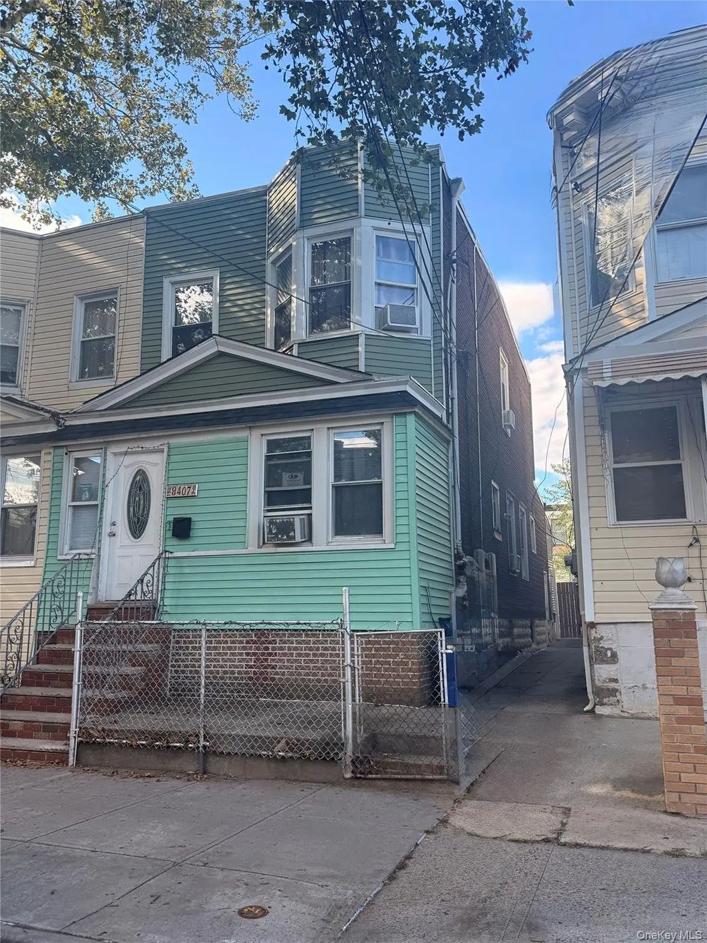 8407 89th Avenue, Woodhaven