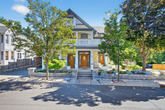 Photo of Listing #1047452