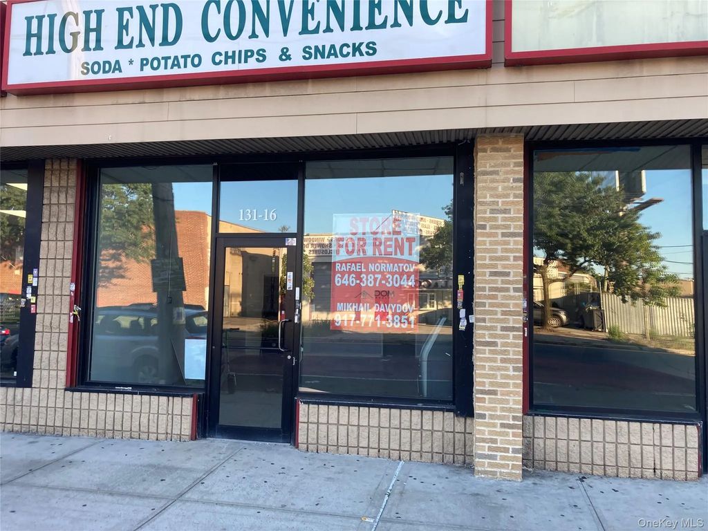 131-14 Merrick Blvd Boulevard, Saint Albans
