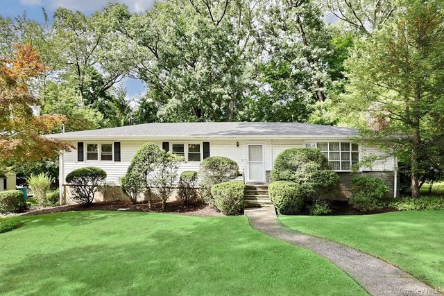 30 Pacific Avenue, Nanuet