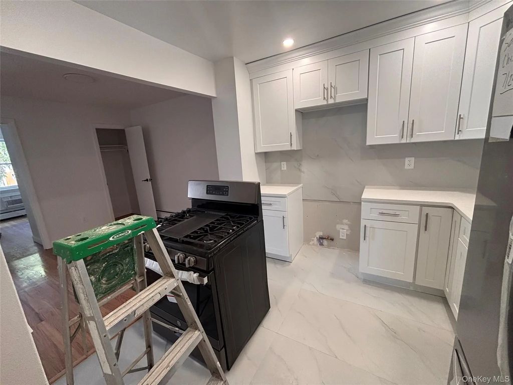 71-34 Kissena Boulevard # 2, Flushing