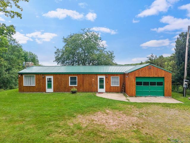 5206 Town Brook Road, Stamford