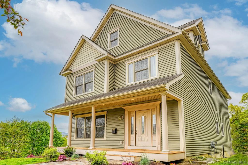 81 Nicoll Street, Newburgh