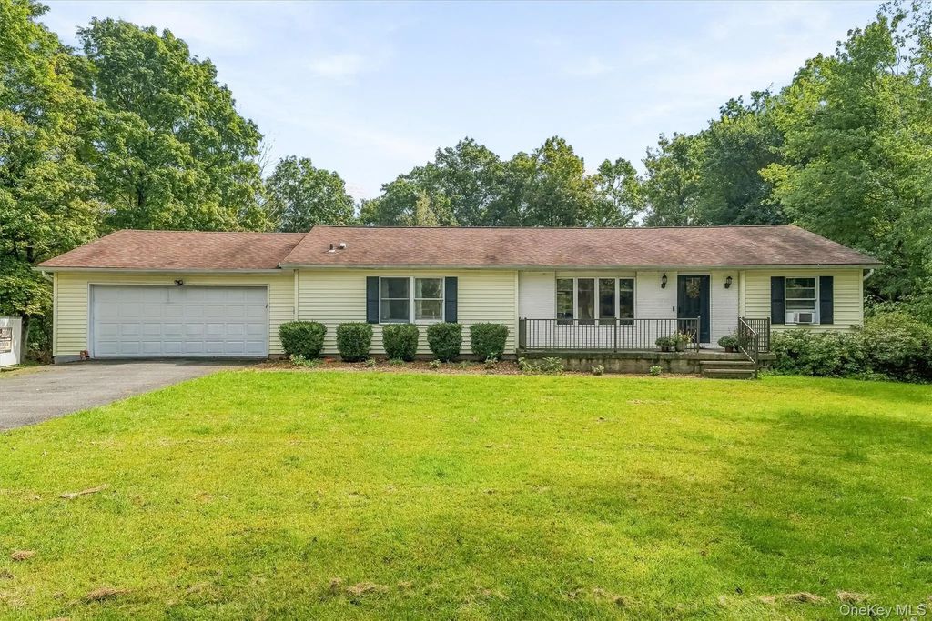 487 Greenville Turnpike, Middletown
