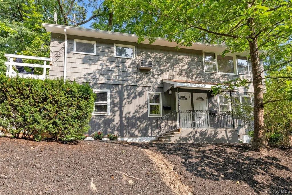 22 Putnam Avenue, Glen Cove