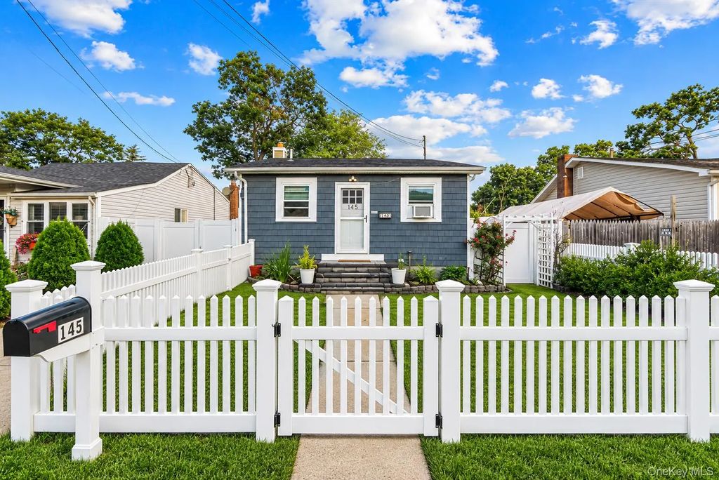145 Carroll Avenue, Ronkonkoma