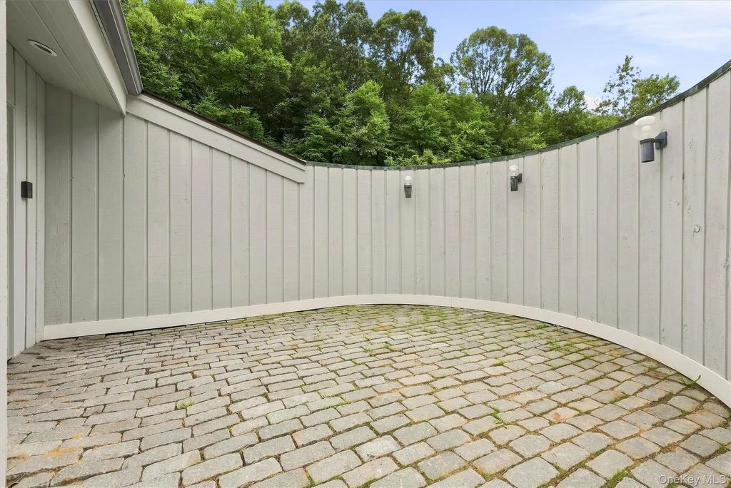 31 Boswell Road, Putnam Valley