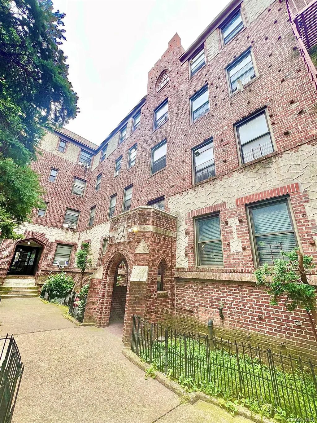 61-40 Saunders St # A12, Rego Park