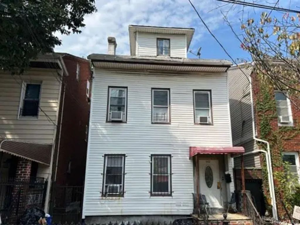 182 Ashford Street, Brooklyn