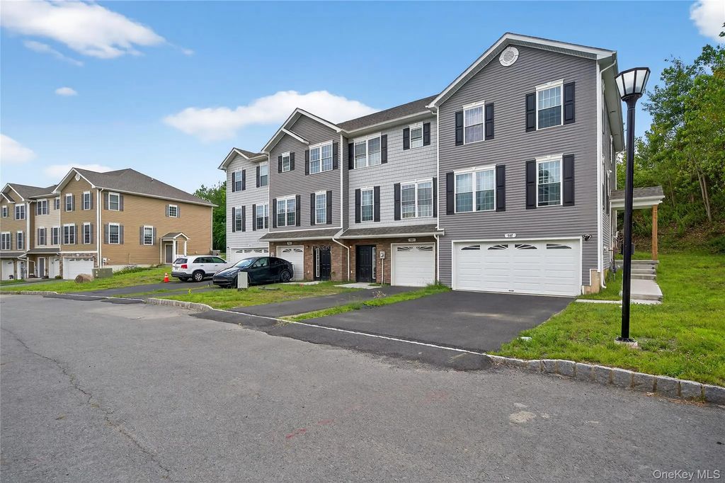 505 Iron Forge Lane, New Windsor