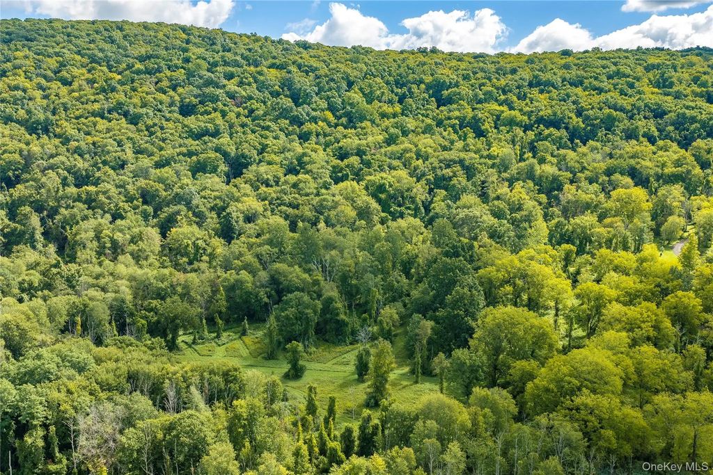 Route 22, Pawling