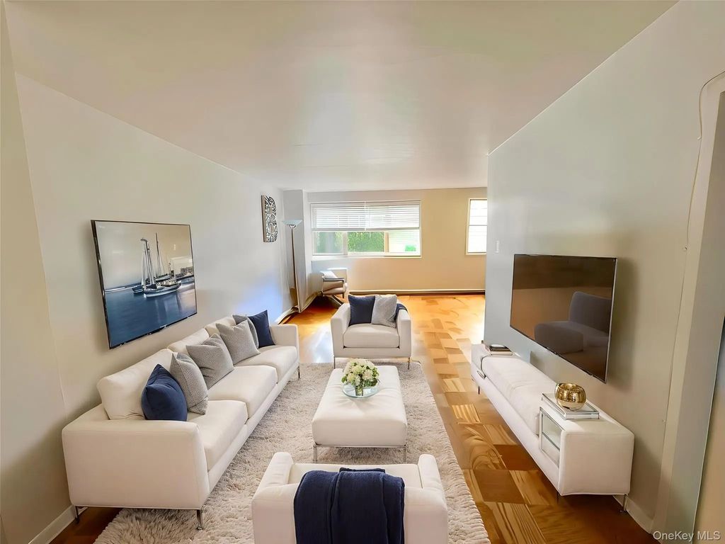 30 Lake Street # 8d, White Plains