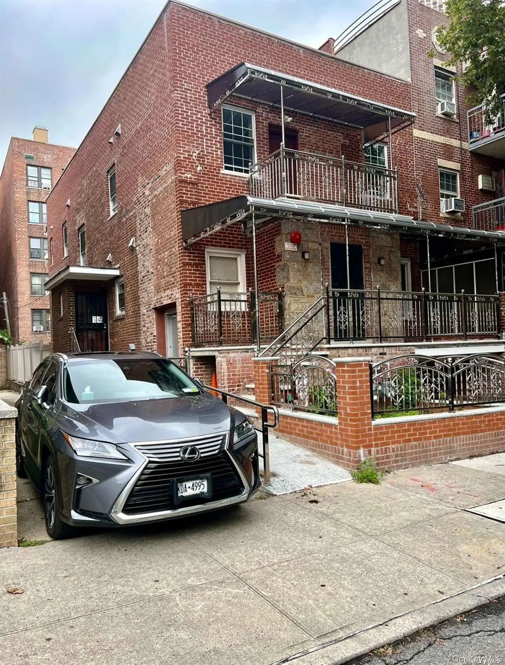 34-26 75th Street # 2r, Flushing