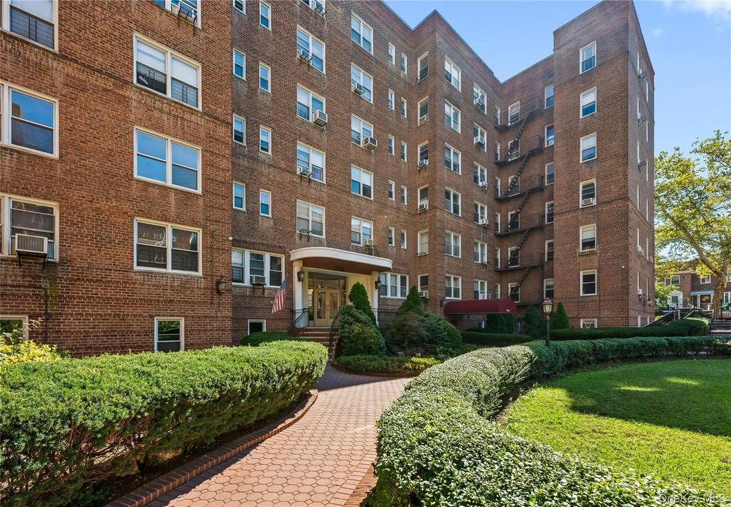 99-41 64th Ave # D7, Rego Park