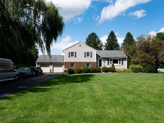 15 Deer View Lane, Poughquag