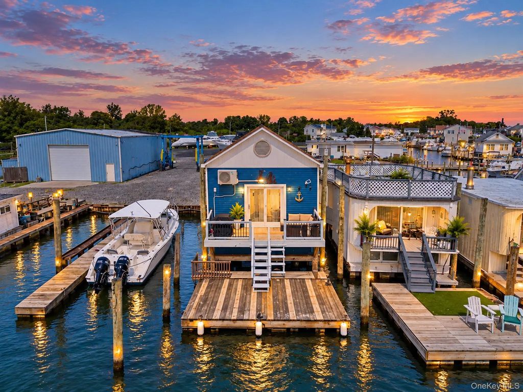 220 Shore Road # 4, Seaford