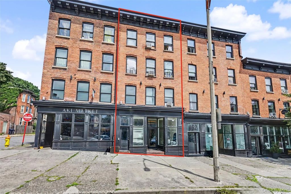 164 Broadway, Newburgh