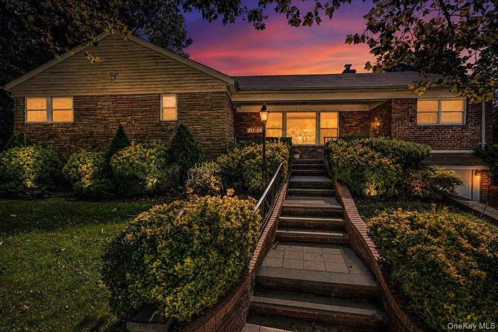 217-06 Stewart Road, Oakland Gardens