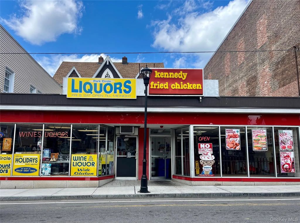 206 North Street, Middletown