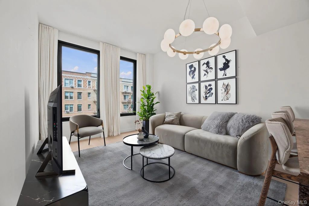 21-21 31st Street # 4j, Astoria