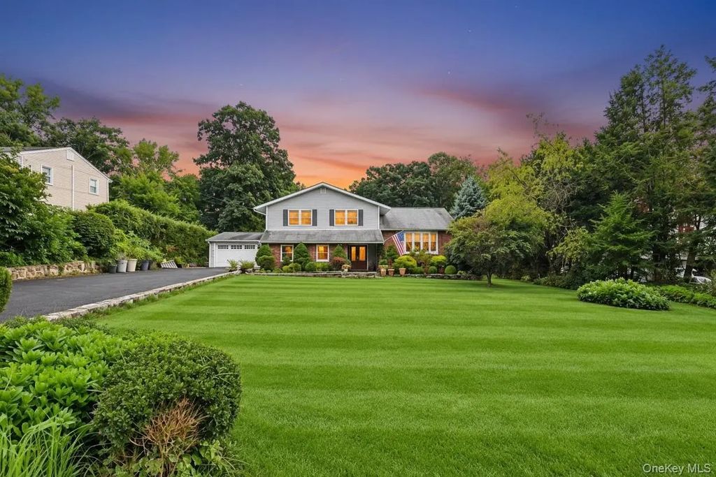 330 Lakeview Street, Mahopac