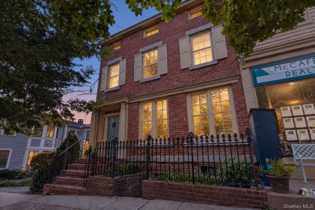 138 Main Street, Cold Spring