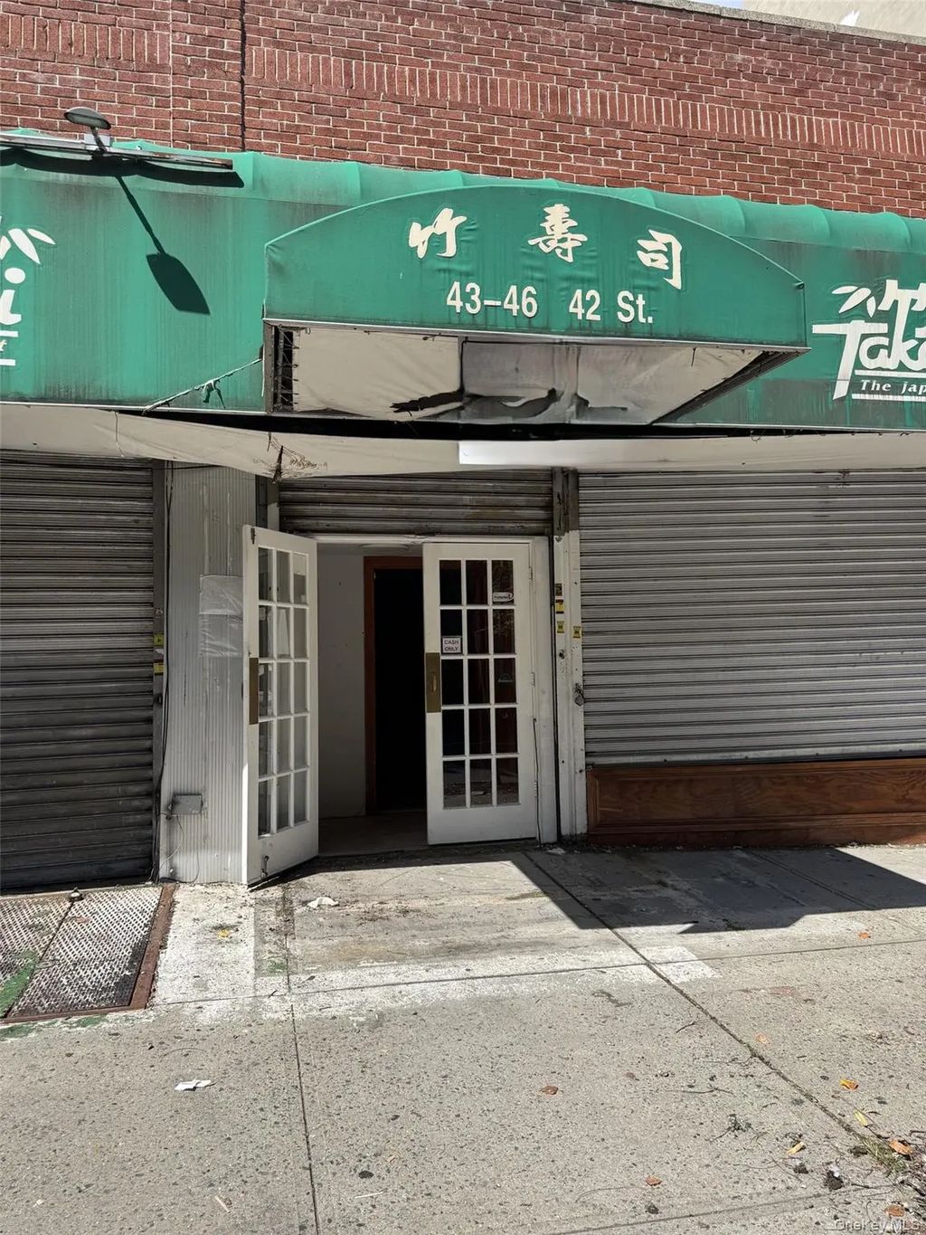 43-46 42nd Street, Sunnyside