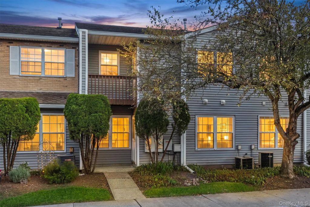 91 Jimal Drive, Middletown