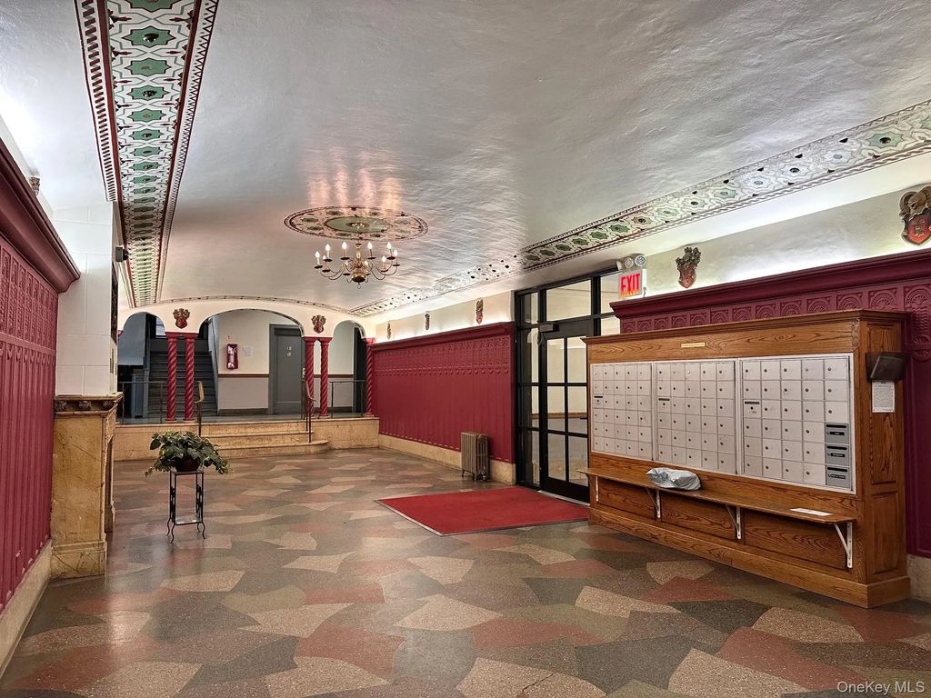 37-20 81st Street # 4e, Jackson Heights