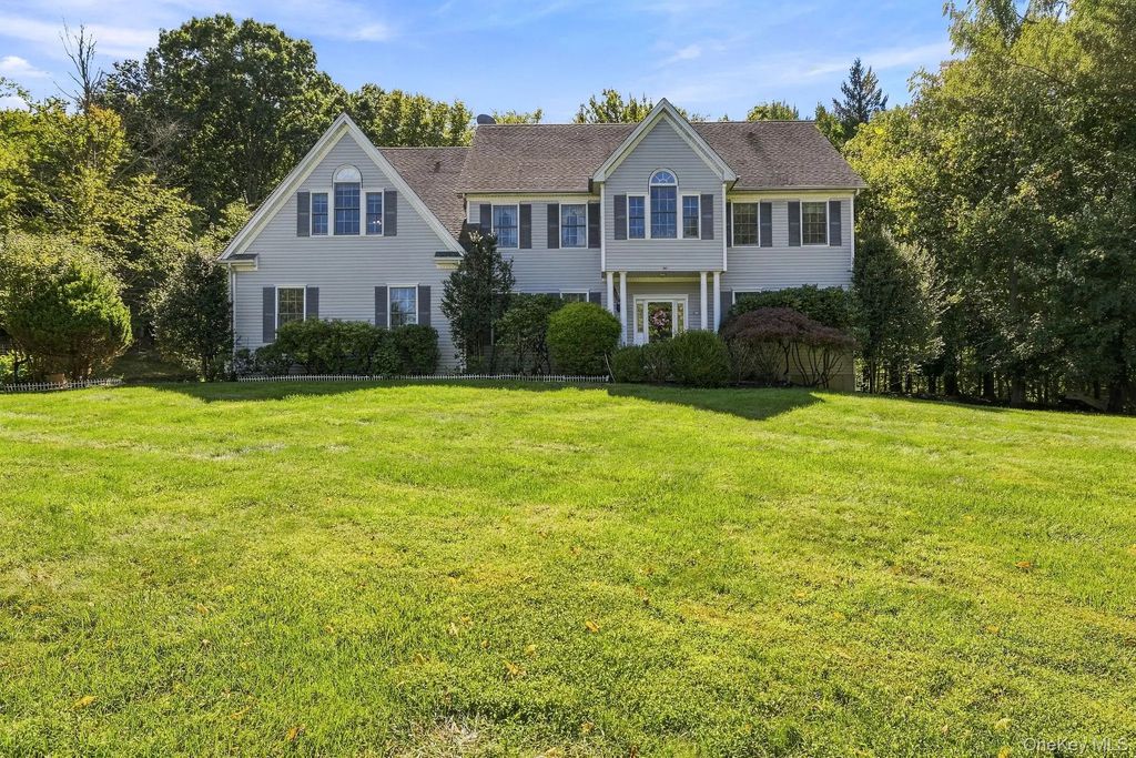 117 Enoch Crosby Road, Brewster