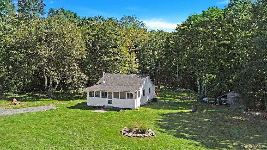 290 County Route 56, Wurtsboro
