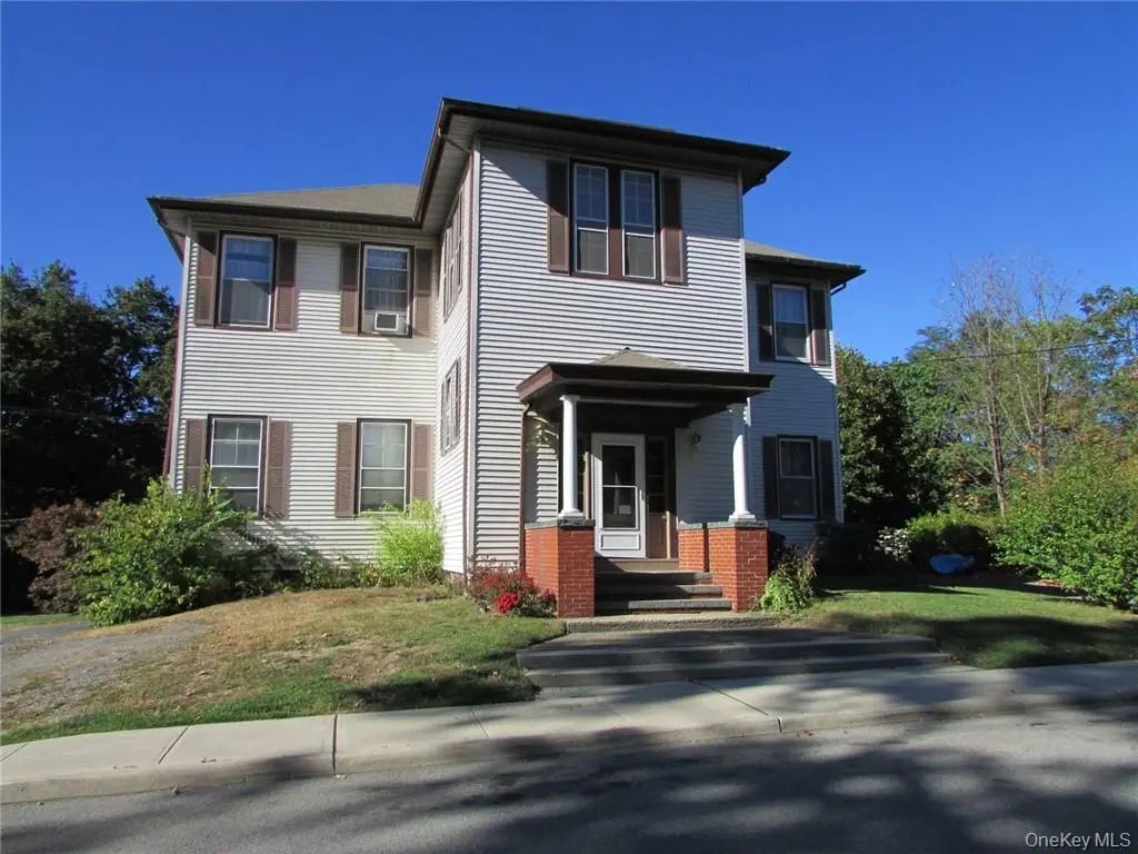 43 Clinton Street # 2, Cornwall
