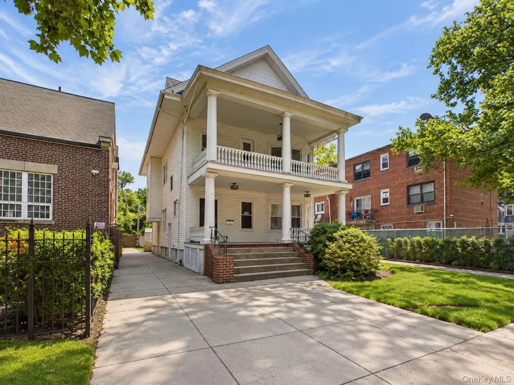 1212 Glenwood Road, Brooklyn