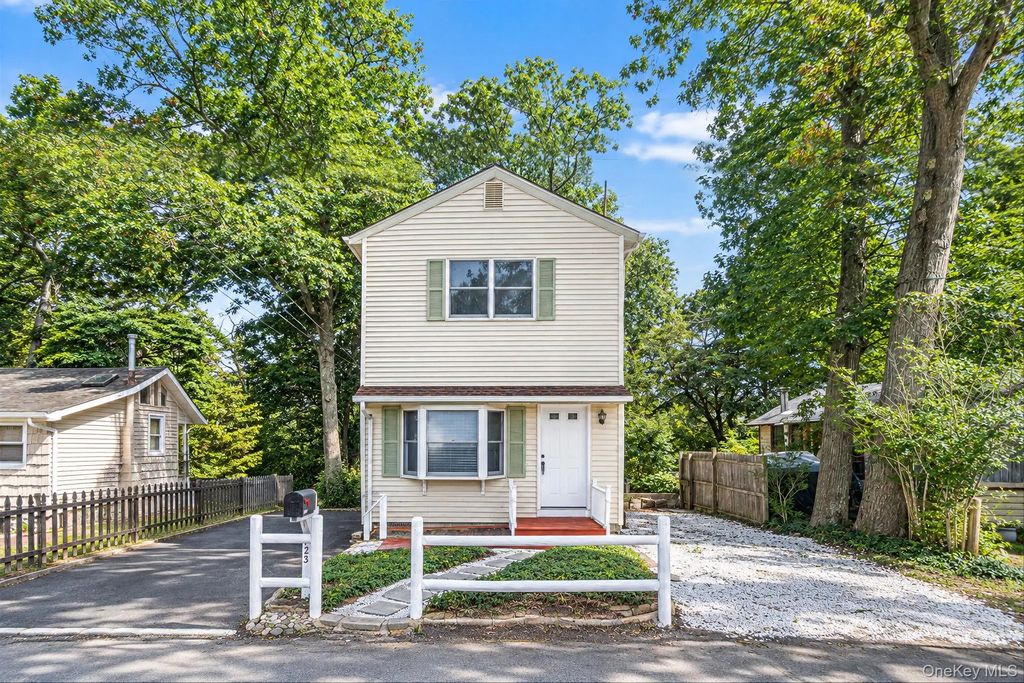 123 Denton Street, Patchogue