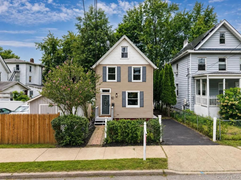 10 Field Street, Peekskill